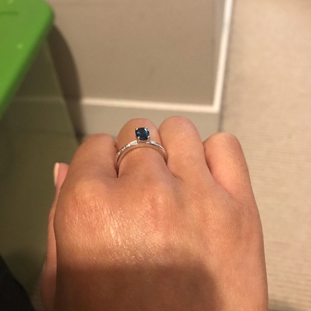 Gemstone Sterling Silver Ring size 6 - Picture 2 of 2